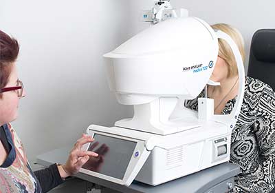 Analyse Augeninnendruck Messung, Linsentrübung, Hornhautdicke